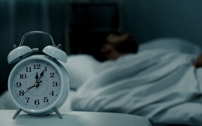 You are currently viewing The Importance of Sleep for Menopause Weight Loss
